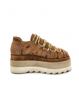Labirynth Shoes In Camel